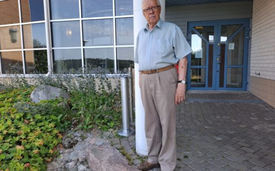 Artikkelin Sotaveteraani Tapio Niemi, 95, sai käskyn riviin juhannusaattona 1944 Taipalsaarella – Leipätyökin löytyi Puolustusvoimista pääkuvake
