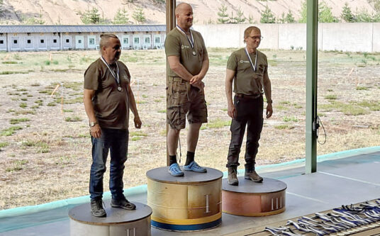 Artikkelin Kultaa ja hopeaa perinneaseiden SM-kisassa pääkuva