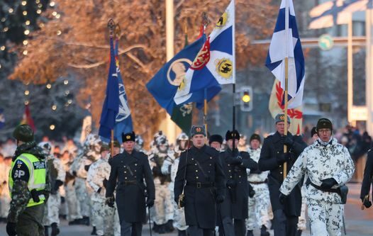 Artikkelin Puolustusvoimat juhlistaa itsenäisyyspäivää paraatilla Lappeenrannassa pääkuva